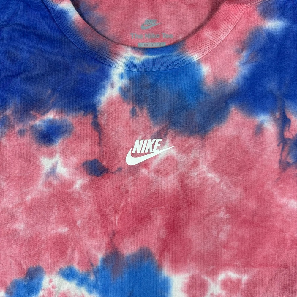 Nike Sportswear Tie Dye T-Shirt Mens XXL Red Blue Loose Fit Logo Tee